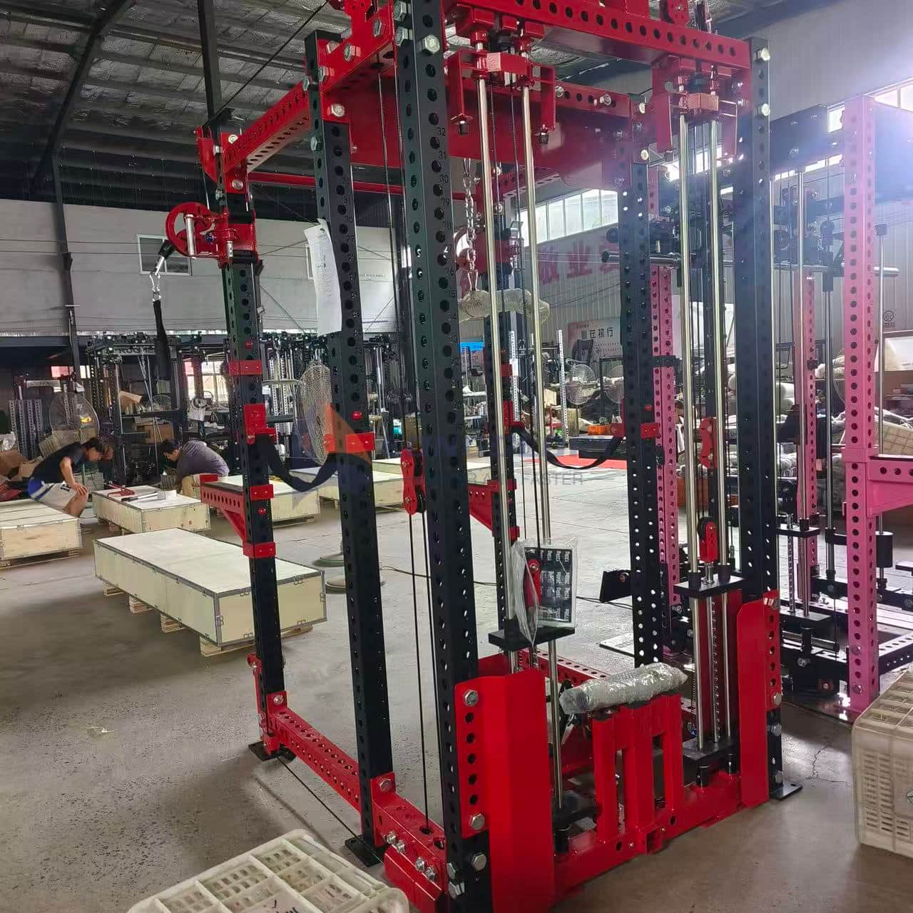 Multifunksjonell trenerkabel crossover