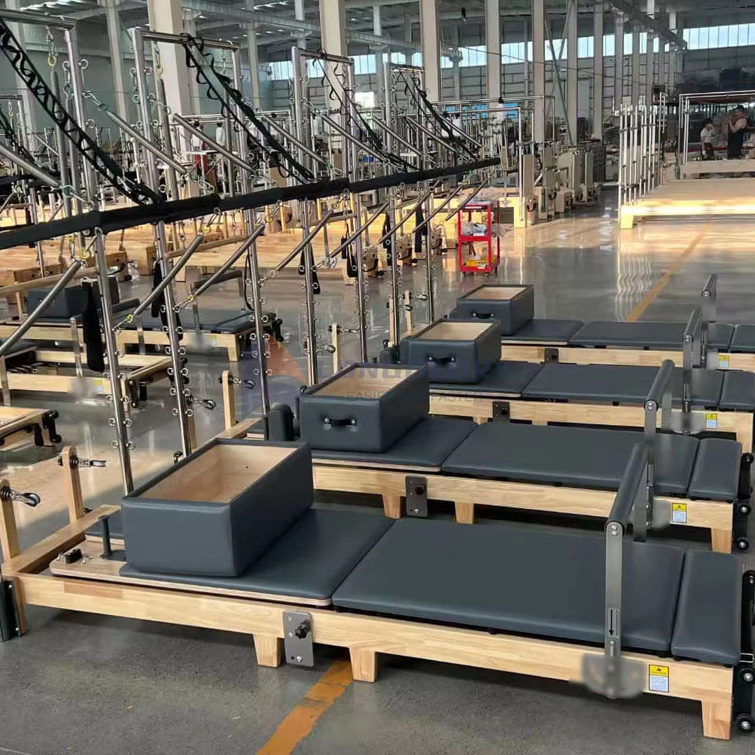 Eik Pilates Reformer Med Halvtårn